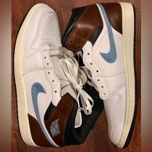 Jordan 1 size 13 - Picture 2 of 16